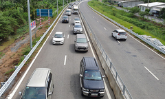 Chủ tịch TP.HCM kiến nghị khẩn Thủ tướng sớm mở rộng cao tốc TP.HCM-Trung Lương