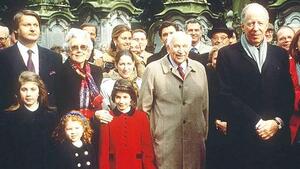 Siêu gia tộc Rothschild giàu bậc nhất thế giới và du thuyền hàng trăm triệu USD