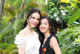Con gái 19 tuổi xinh đẹp, hiếu thảo của MC Thanh Mai