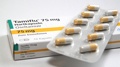 Giá thuốc cúm Tamiflu 'nhảy múa': Bộ Y tế yêu cầu kiểm soát chặt giá thuốc