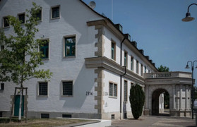 Đầu não điều phối dòng vũ khí đổ vào Ukraine