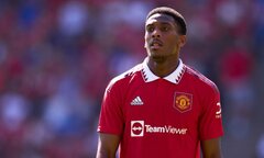 Martial chỉ trích 2 huấn luyện viên Solskjaer và Mourinho