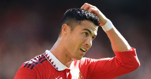 Bốc thăm Cúp C1 không Man Utd, Ronaldo viết 4 từ khiến CĐV 'đoán già đoán non'