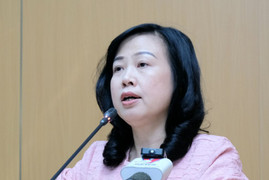 Quyền Bộ trưởng Y tế: 'Nguy cơ dịch chồng dịch là hiện hữu'