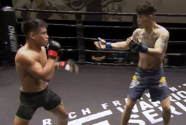 Video: Vừa đánh vừa trêu đối thủ, võ sĩ Mông Cổ nhận kết đắng