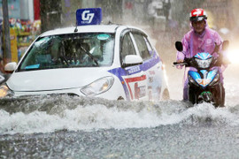 Áp thấp nhiệt đới suy yếu, dự báo Bắc Bộ mưa lớn nhiều ngày