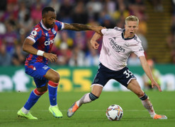 Ngoại Hạng Anh mở màn: Arsenal thắng trận đầu tiên