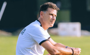 HLV Tholot: ‘Quan trọng là Pau FC đã có điểm’