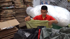 Video: Cử nhân thu gom ve chai kiếm gần 70 triệu đồng mỗi tháng