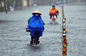 Áp thấp nhiệt đới giật cấp 8, Trung Bộ và Tây Nguyên mưa lớn