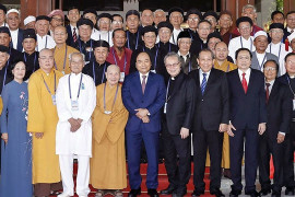 Phim tài liệu tập 1: Tôn giáo với sự nghiệp xây dựng và phát triển đất nước