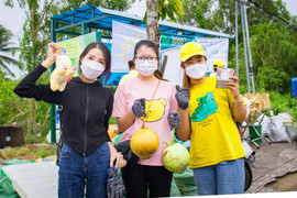 Hơn 1.000 bao rác được thu gom ở Phú Quốc trong ngày đầu ra quân 'Sống xanh'