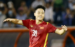 Thắng nghẹt thở U19 Malaysia, U19 Việt Nam vô địch U19 Quốc tế