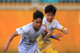 Lộ diện 2 đội bóng đầu tiên vào tứ kết U15 Quốc gia