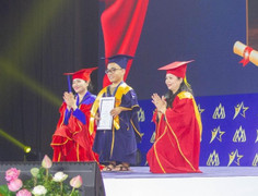 Nghị lực phi thường của chàng thủ khoa 'hạt tiêu'