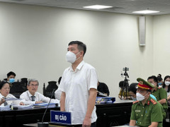 Cựu đại tá Phùng Anh Lê đề nghị thay đổi kiểm sát viên, HĐXX không đồng ý