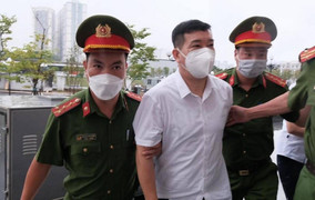 Cựu Trưởng Công an quận Tây Hồ Phùng Anh Lê hầu toà phúc thẩm