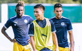 Quang Hải vơi dần cơ hội ra sân ở Pau FC