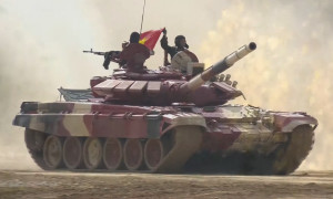 Video: Kíp lái 1 tuyển xe tăng Việt Nam về đích thứ 3 trong trận ra quân