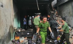 Tiếp tục tìm kiếm 3 mẹ con trong vụ cháy nhà 2 tầng ở Ninh Thuận