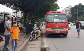 Vì sao nhiều xe khách bỏ bến, chạy dù?