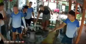 Mâu thuẫn việc mượn điếu cày, nam thanh niên ở Hoà Bình bị đánh thiệt mạng