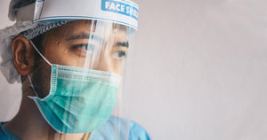 Tâm trạng của y bác sĩ khi chứng kiến đồng nghiệp bị bạo hành