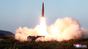 Triều Tiên phóng hai tên lửa hành trình 