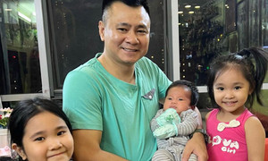 Sao Việt 20/8: Tự Long làm thơ khoe 3 con xinh xắn