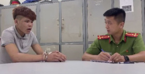 Bắt kẻ cướp tiền và điện thoại của bé gái bán hoa quả ven đường ở Sơn La