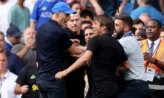 Suýt tẩn nhau sau trận đấu, HLV Tuchel và Conte cùng bị phạt