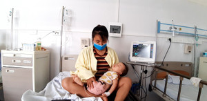 Nhiều trẻ nhập viện do bệnh lý hô hấp, tiêu hóa