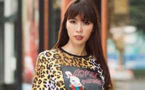 Phạt 70 triệu đồng vụ siêu mẫu Hà Anh mặc váy nhạy cảm