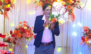 'Thương Tín đang chạy show đi hát, muốn làm đạo diễn phim'