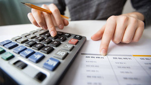 Người dân vật lộn với cơm áo gạo tiền, thuế TNCN cần phải sửa đổi gấp