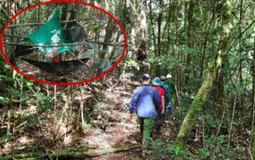 Ảnh: Hiện trường phát hiện 2 bộ xương khô bí ẩn giữa rừng giáp ranh