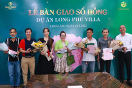 Trần Anh Group chính thức bàn giao sổ hồng dự án Long Phú Villa