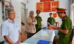 Bắt nguyên Giám đốc BQL Đầu tư xây dựng huyện ở Quảng Nam