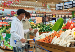 Hàng trăm siêu thị Co.opmart đồng loạt khuyến mãi hàng ngàn sản phẩm hàng Việt