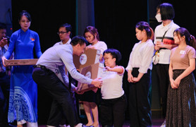 Tặng sinh kế cho thanh niên khuyết tật, thanh niên đặc biệt khó khăn tại Hà Nội