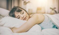Tư thế ngủ gây hại cho cột sống nhất