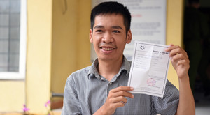 Phụ huynh bốc thăm giành suất học mầm non: Lãnh đạo quận Hoàng Mai nói gì?