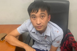 Bắt tạm giam tài xế ô tô tông hàng loạt người và xe máy tại cây xăng ở Hà Nội