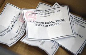 Phụ huynh bốc thăm giành suất học mầm non: Hiệu trưởng đề xuất xây thêm trường