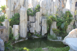 Ảnh: Những tuyệt phẩm bằng đá giá hàng trăm triệu đồng