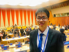 Đặt chân đến 22 quốc gia khi mới 23 tuổi