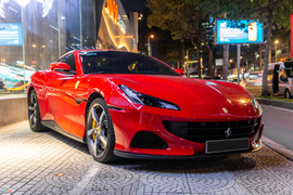 Cận cảnh Ferrari Portofino M vừa cập bến Việt Nam