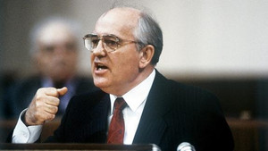 Liên Xô sụp đổ và vai trò của Mikhail Gorbachev