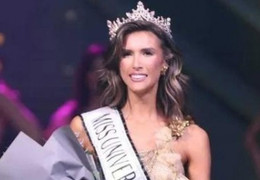 Tân Hoa hậu Hoàn vũ Paraguay bị chê vừa già vừa xấu