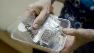 Suy kiệt, mờ mắt, loét da sau khi uống thuốc nam trị tiểu đường